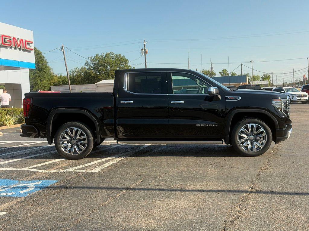 new 2026 GMC Sierra 1500 car, priced at $66,236