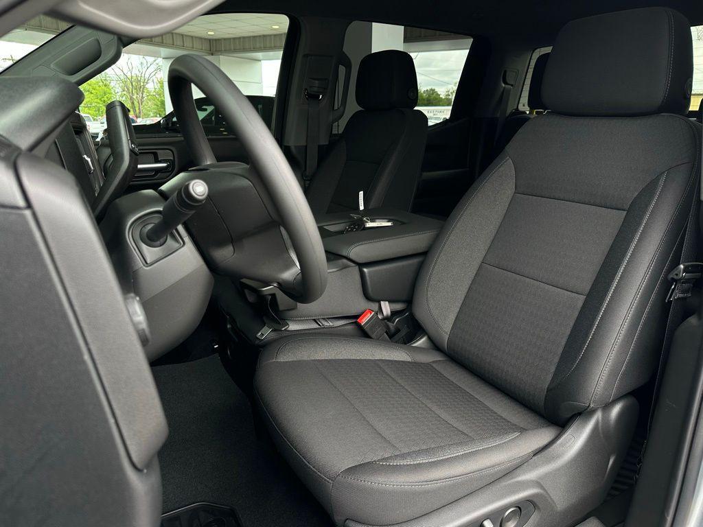 new 2026 Chevrolet Silverado 1500 car, priced at $39,168