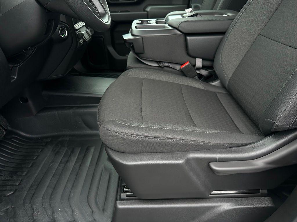 new 2026 GMC Sierra 2500 car, priced at $52,119
