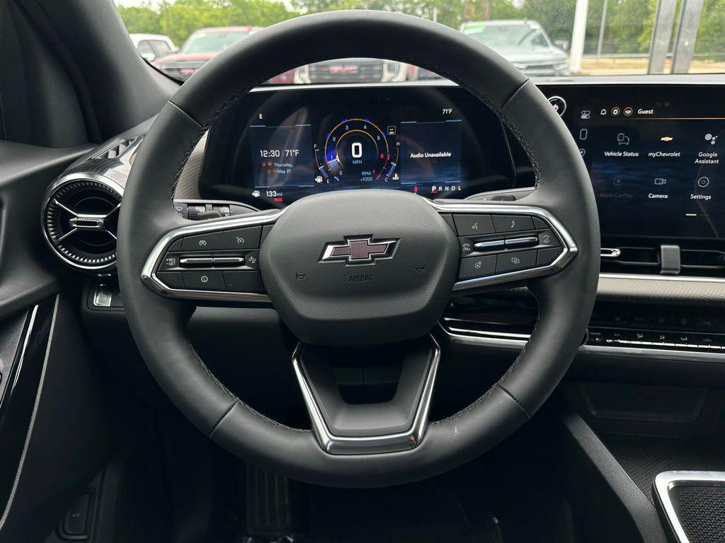 new 2026 Chevrolet Equinox car, priced at $32,998