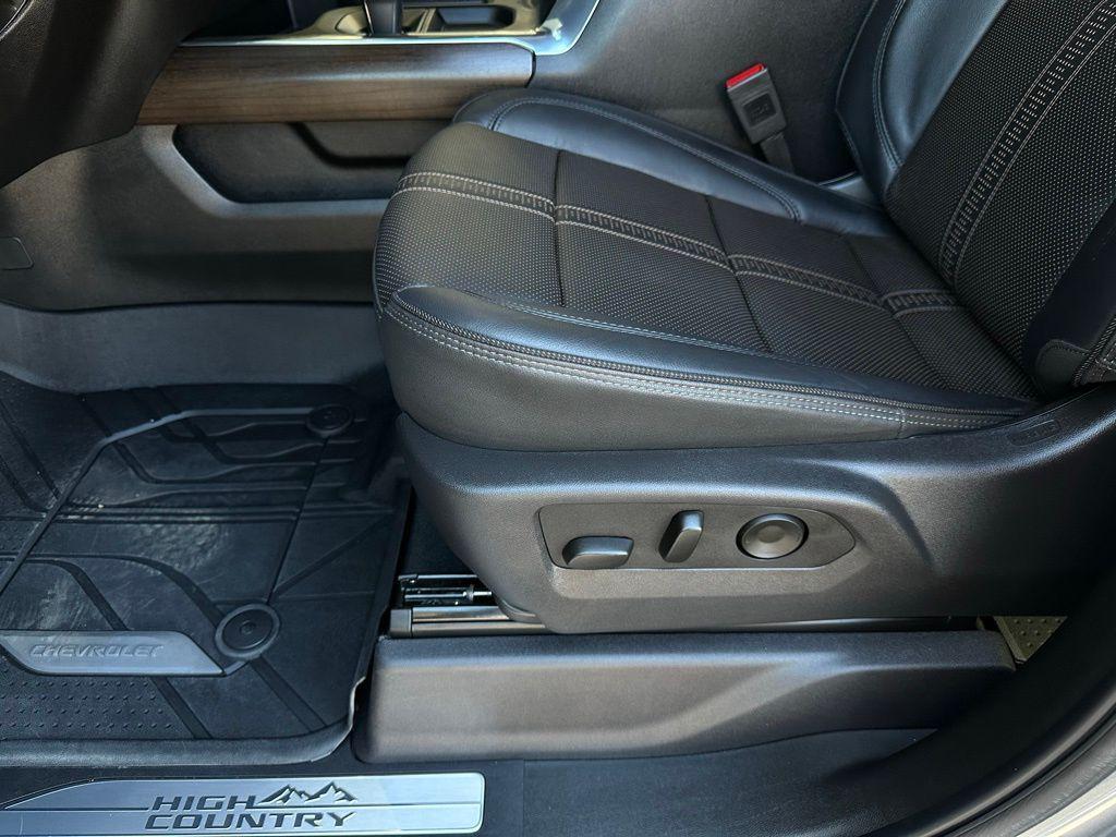 used 2025 Chevrolet Silverado 1500 car, priced at $62,528