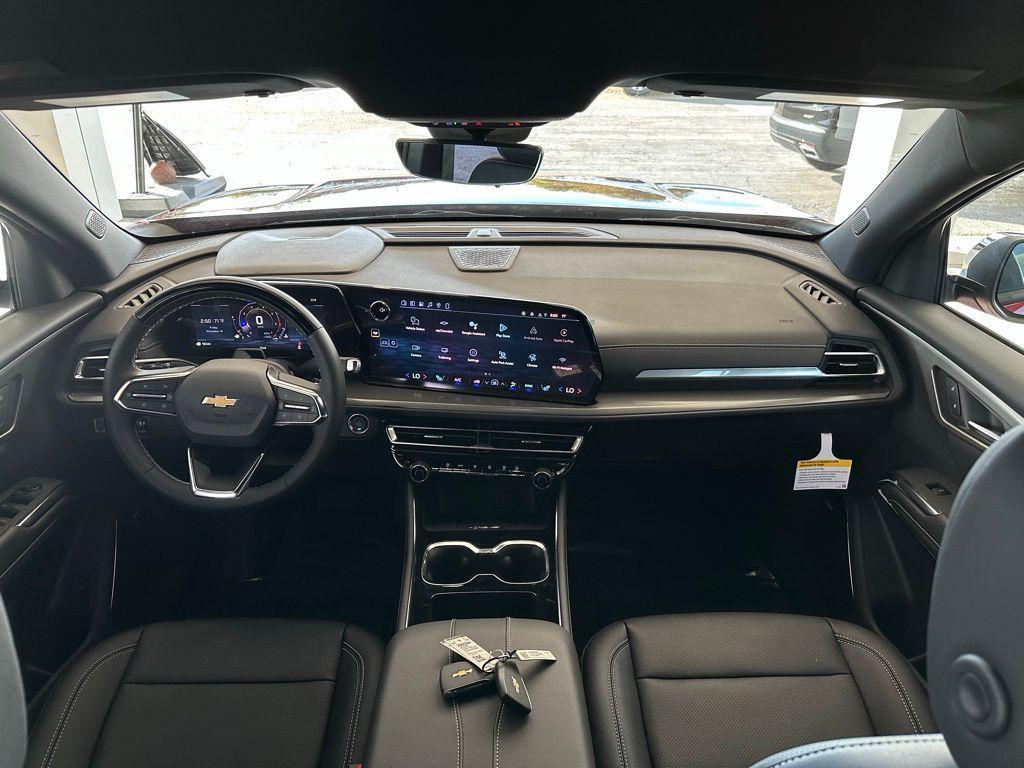 new 2026 Chevrolet Traverse car, priced at $45,404