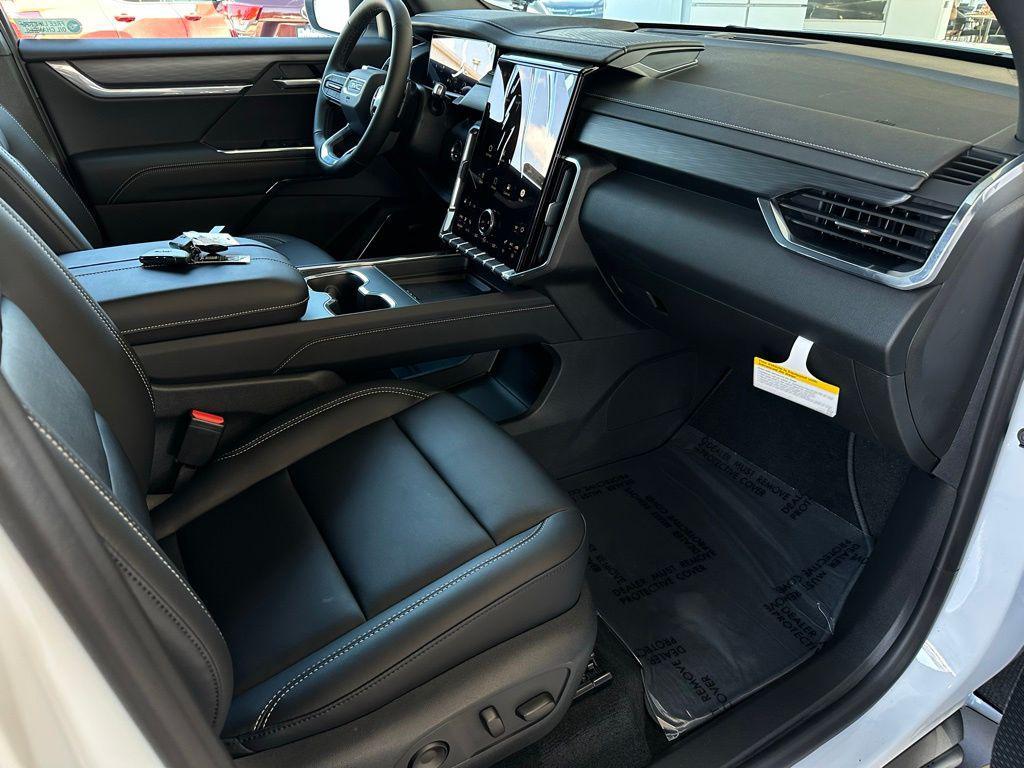 new 2026 GMC Acadia car, priced at $48,921