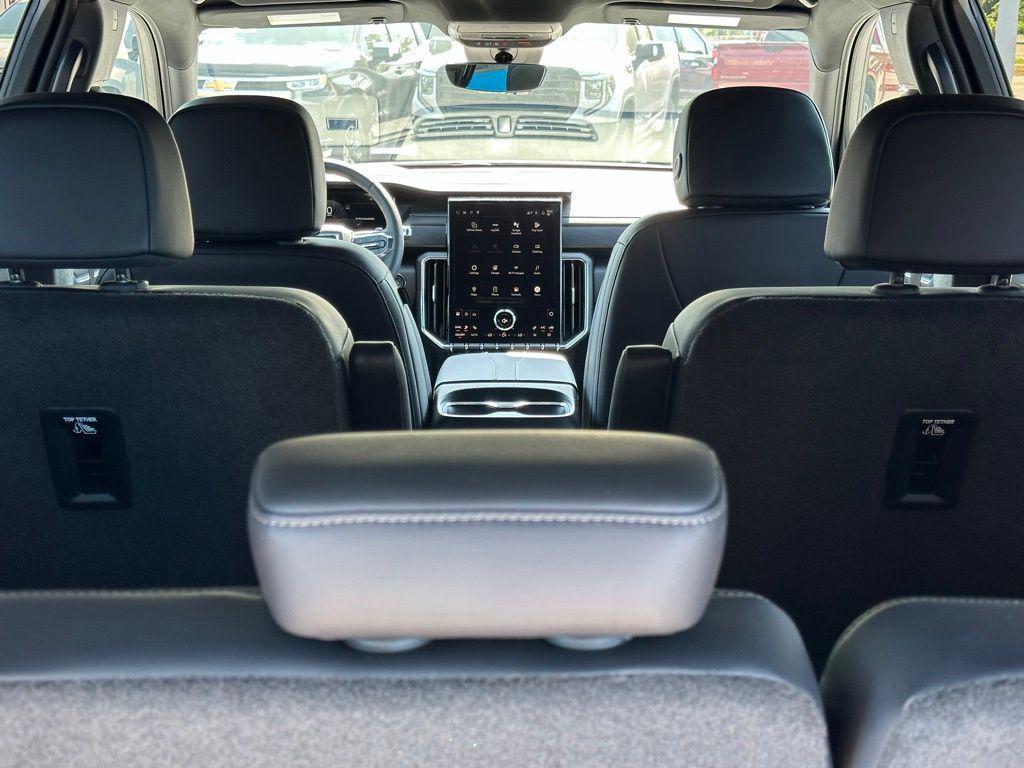 new 2026 GMC Acadia car, priced at $48,921