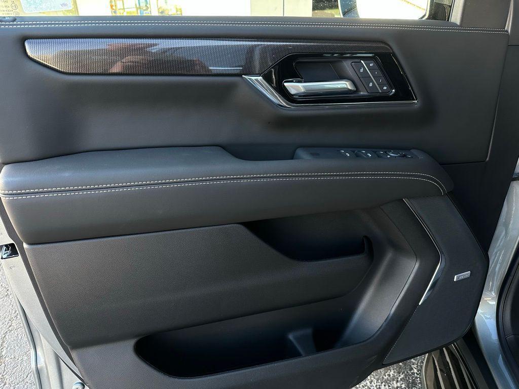 new 2026 GMC Yukon XL car, priced at $75,069