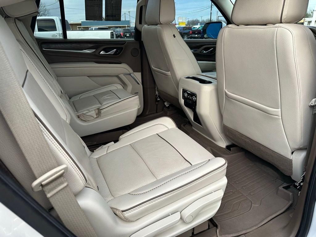 used 2021 GMC Yukon car, priced at $42,494