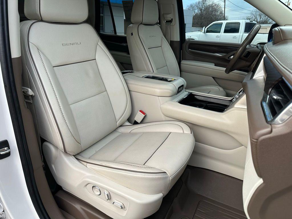 used 2021 GMC Yukon car, priced at $42,494