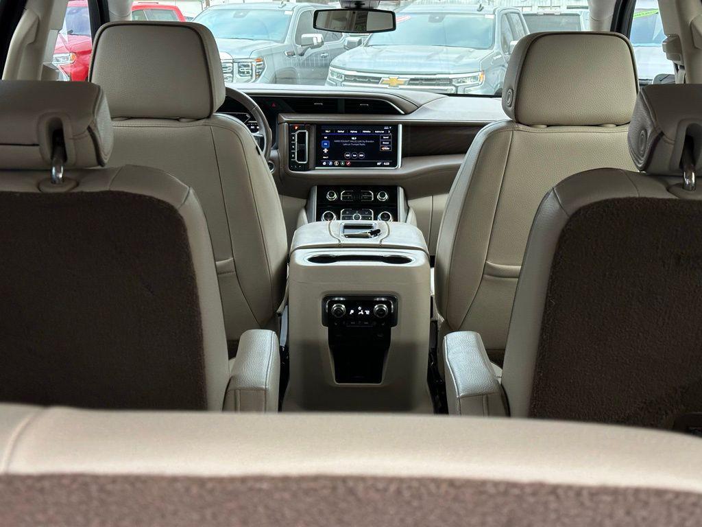 used 2021 GMC Yukon car, priced at $42,494