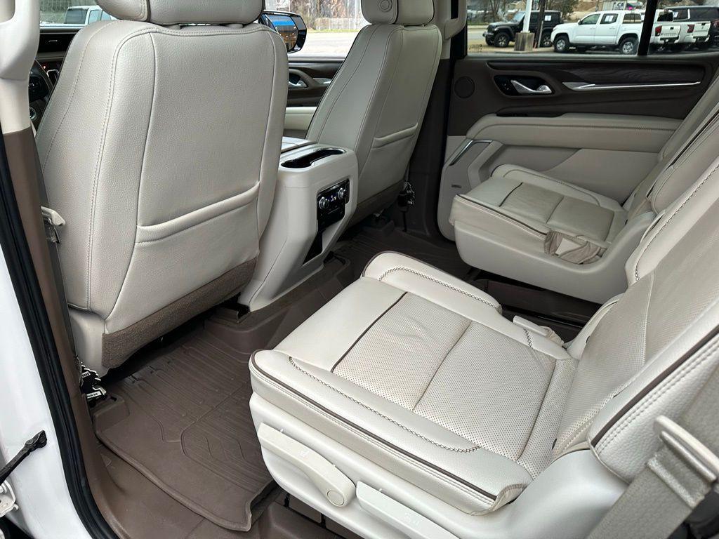 used 2021 GMC Yukon car, priced at $42,494