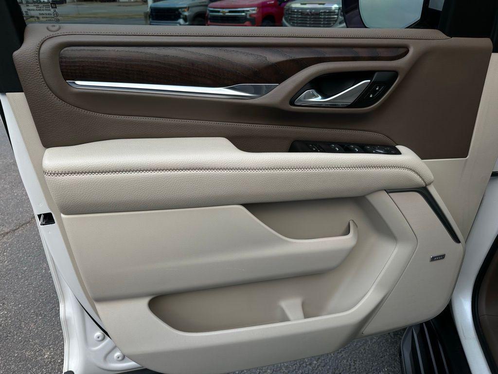 used 2021 GMC Yukon car, priced at $42,494