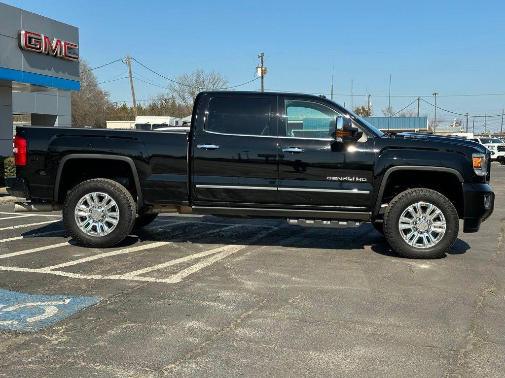 used 2018 GMC Sierra 2500 car, priced at $47,550