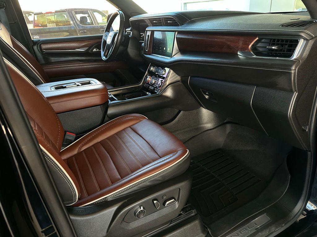 used 2023 GMC Yukon car, priced at $62,395