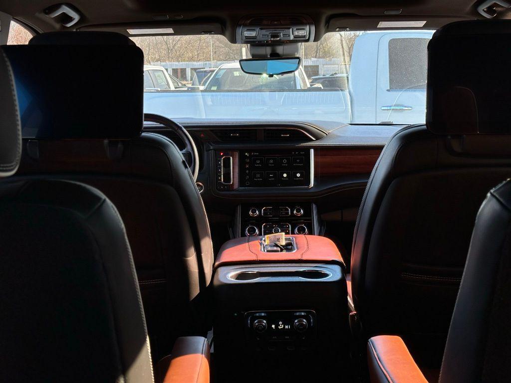 used 2023 GMC Yukon car, priced at $62,395