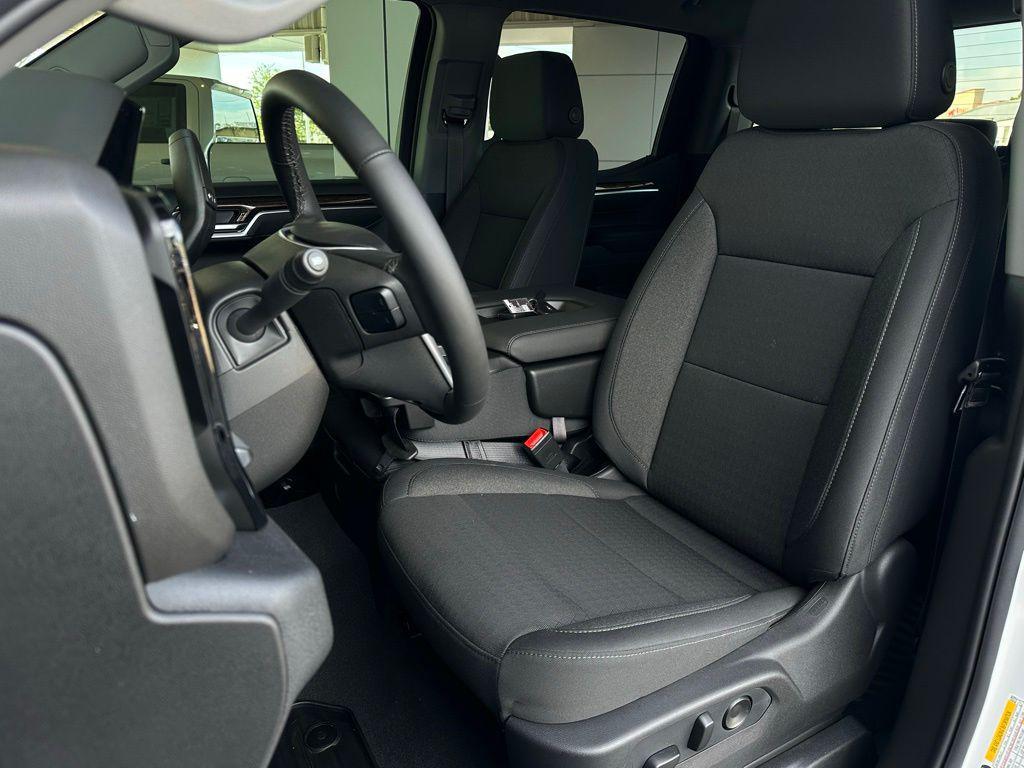 new 2026 GMC Sierra 1500 car, priced at $49,705