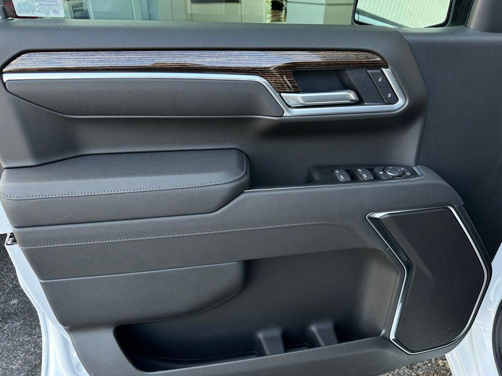new 2026 GMC Sierra 1500 car, priced at $49,705