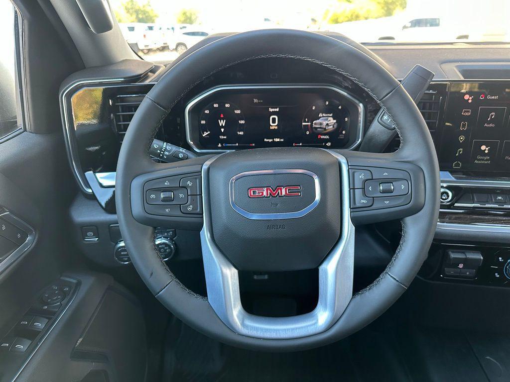 new 2026 GMC Sierra 1500 car, priced at $43,590