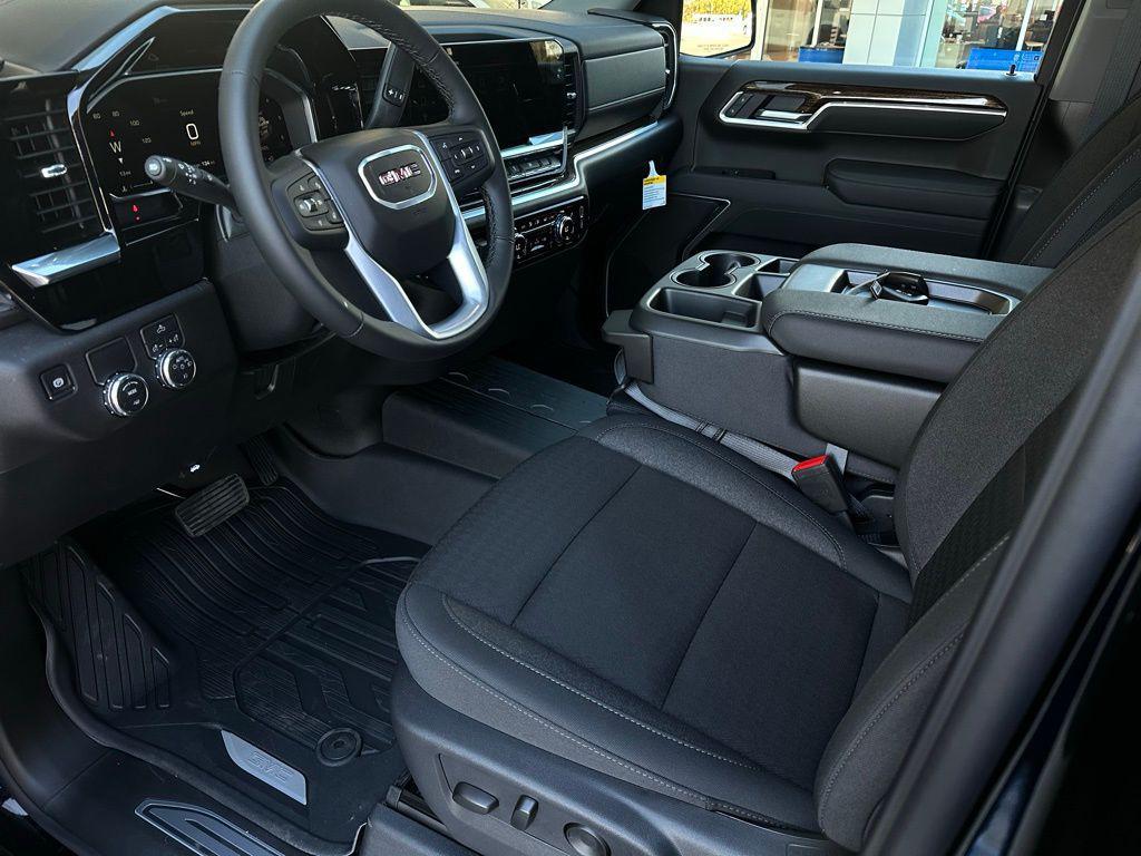 new 2026 GMC Sierra 1500 car, priced at $43,590