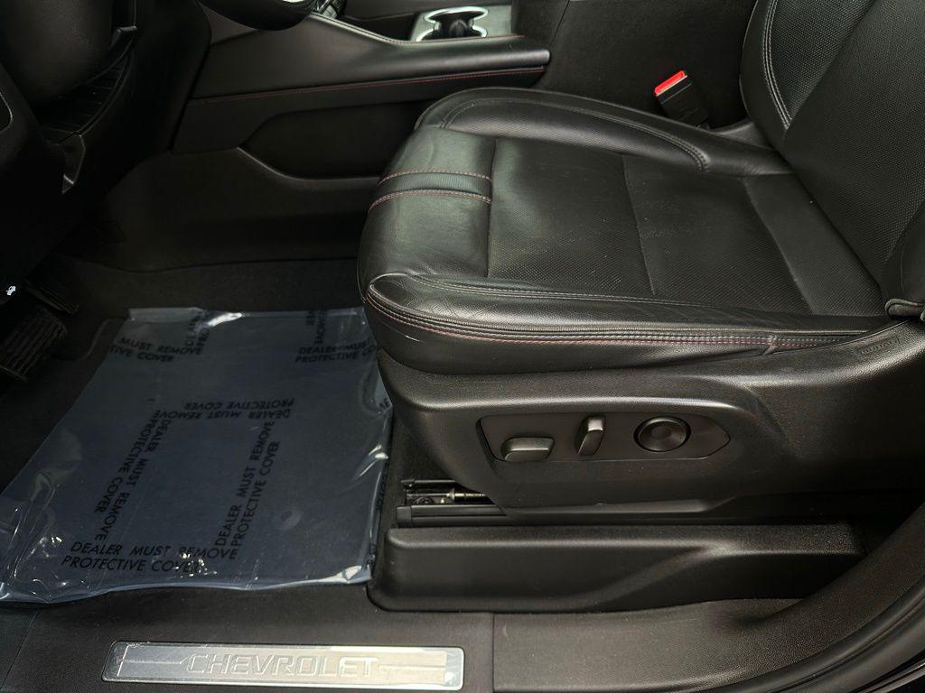 used 2021 Chevrolet Suburban car, priced at $35,998