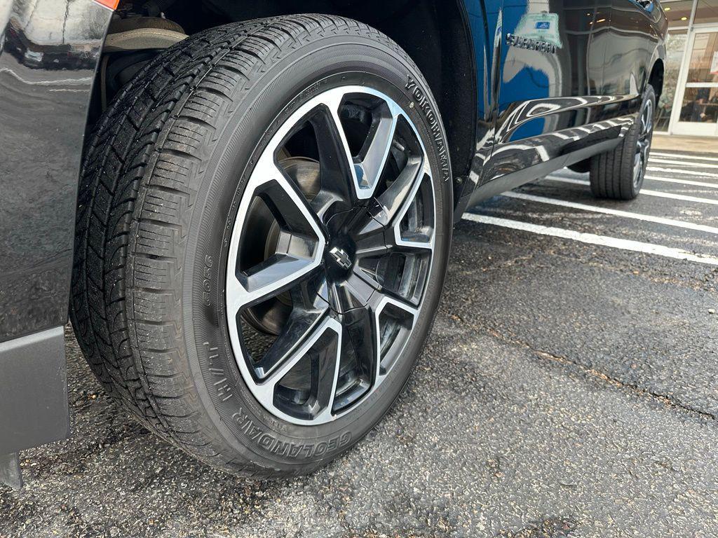 used 2021 Chevrolet Suburban car, priced at $35,998
