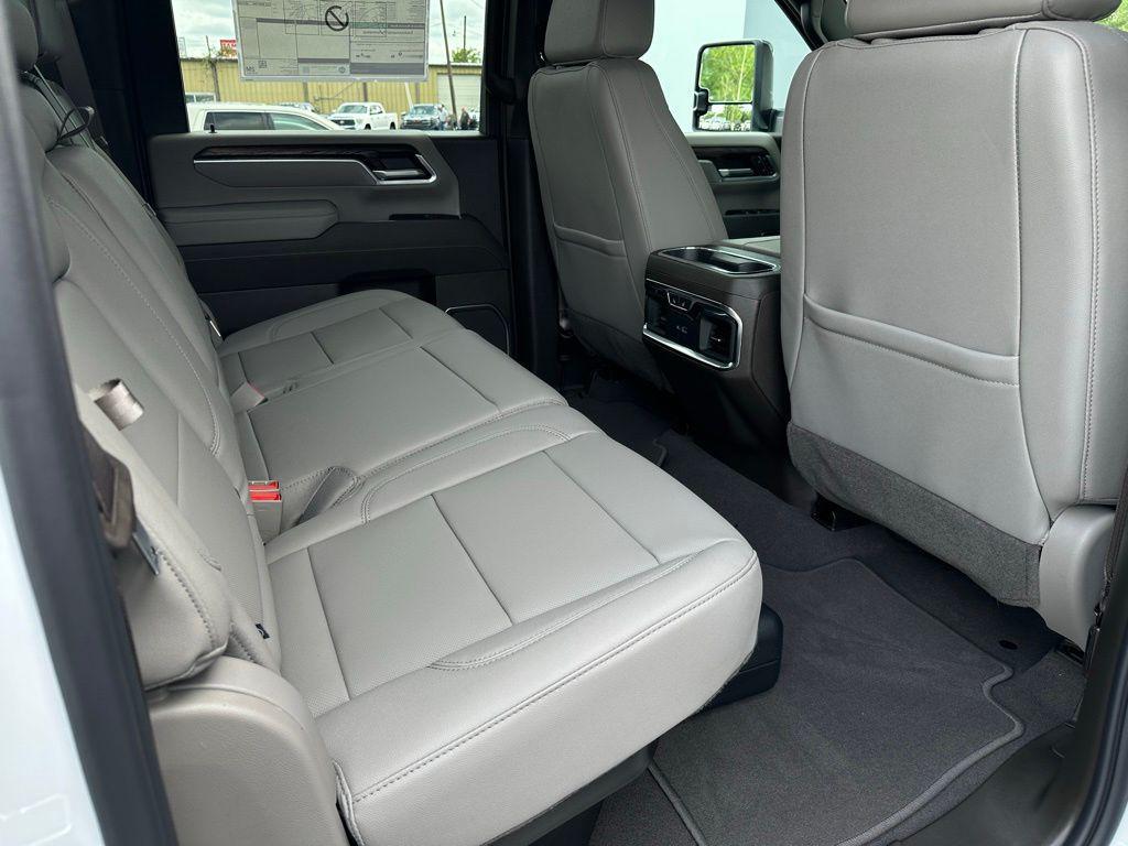new 2026 GMC Sierra 2500 car, priced at $76,172