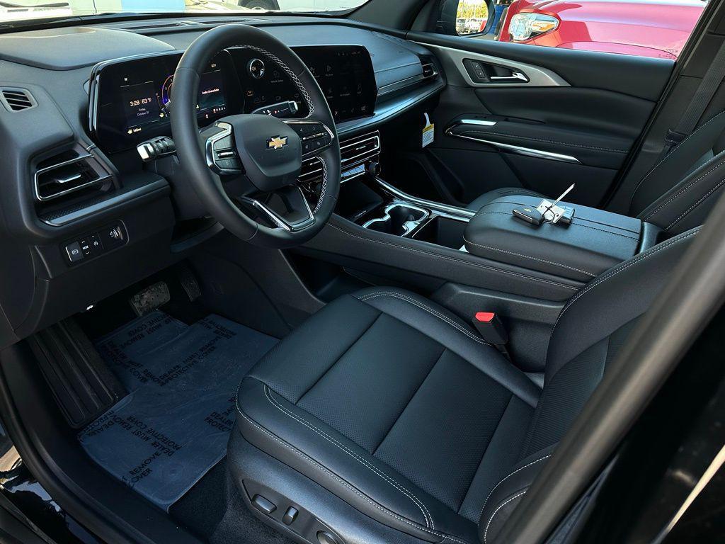 new 2026 Chevrolet Traverse car, priced at $41,284