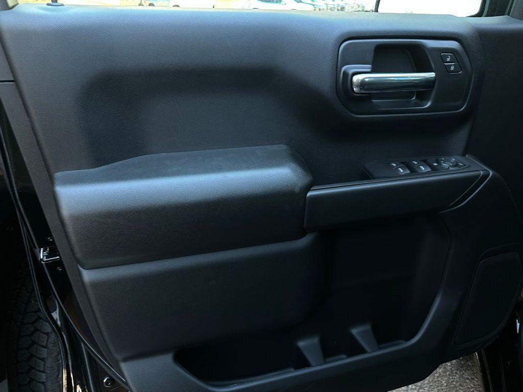 new 2026 Chevrolet Silverado 1500 car, priced at $36,072