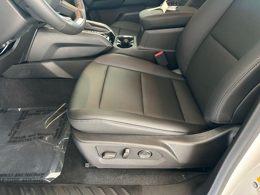new 2026 GMC Canyon car, priced at $38,286