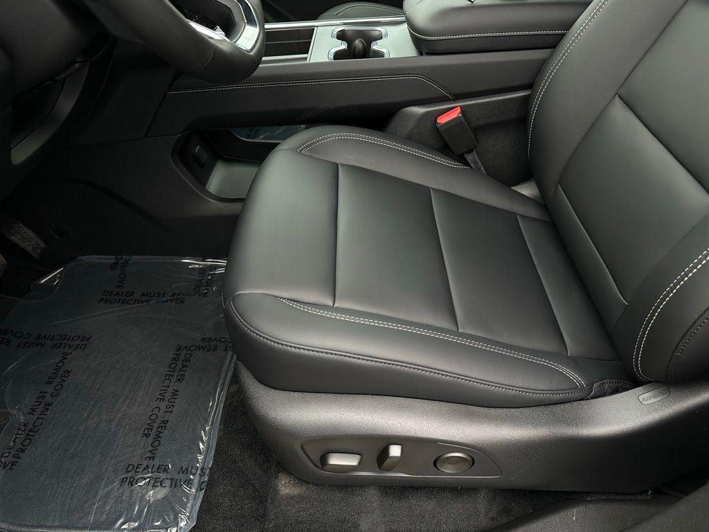 new 2026 GMC Acadia car, priced at $51,691