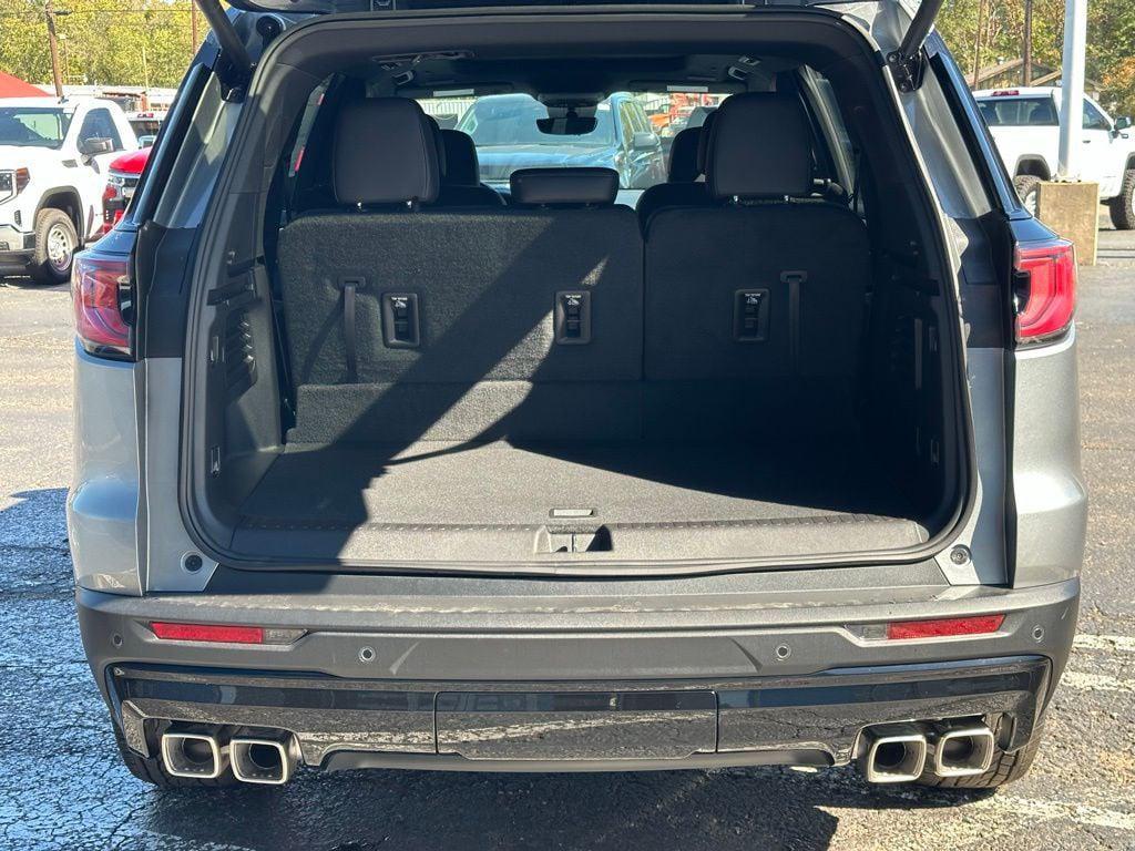 new 2026 GMC Acadia car, priced at $51,622