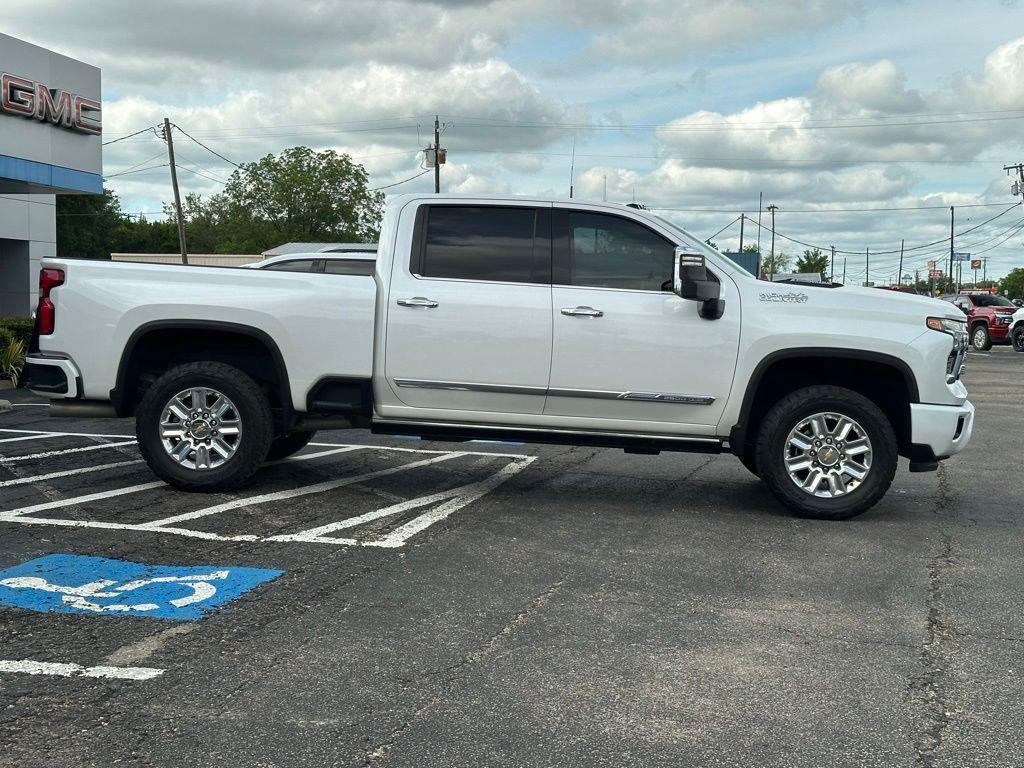 used 2024 Chevrolet Silverado 2500 car, priced at $69,998