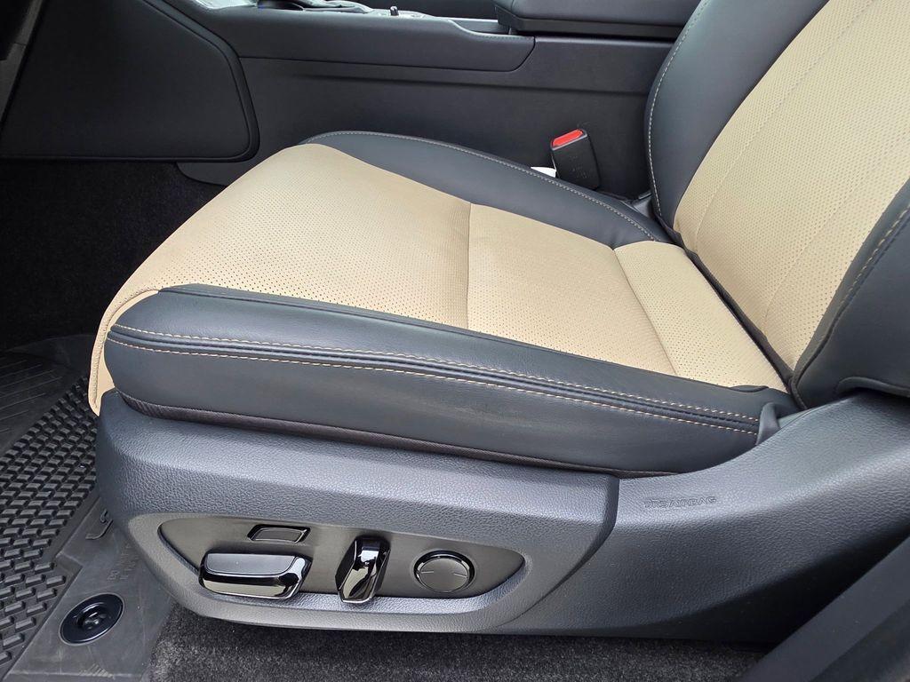 used 2024 Lexus GX 550 car, priced at $85,900