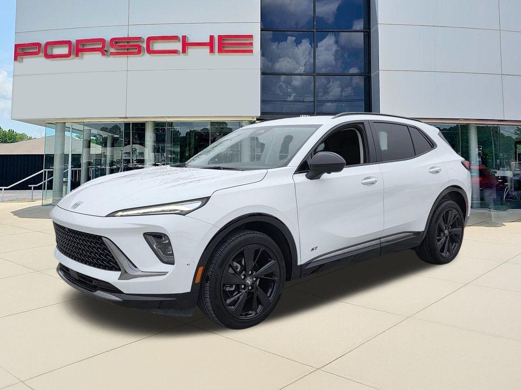 used 2024 Buick Envision car, priced at $29,900