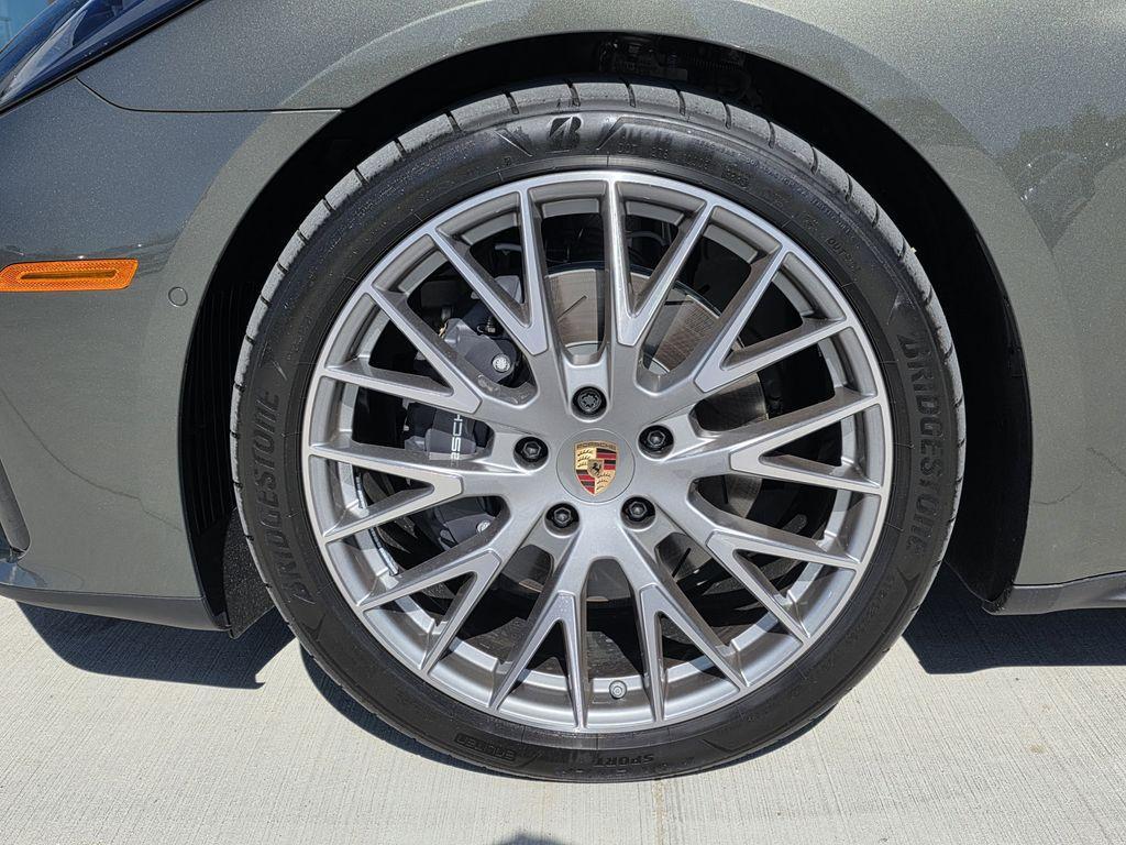 new 2026 Porsche Panamera car, priced at $135,180