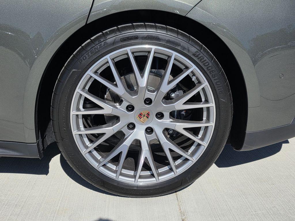 new 2026 Porsche Panamera car, priced at $135,180