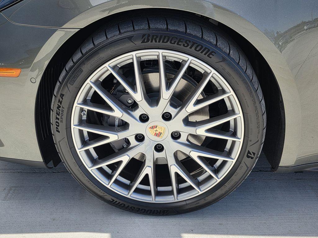 new 2026 Porsche Panamera car, priced at $135,180