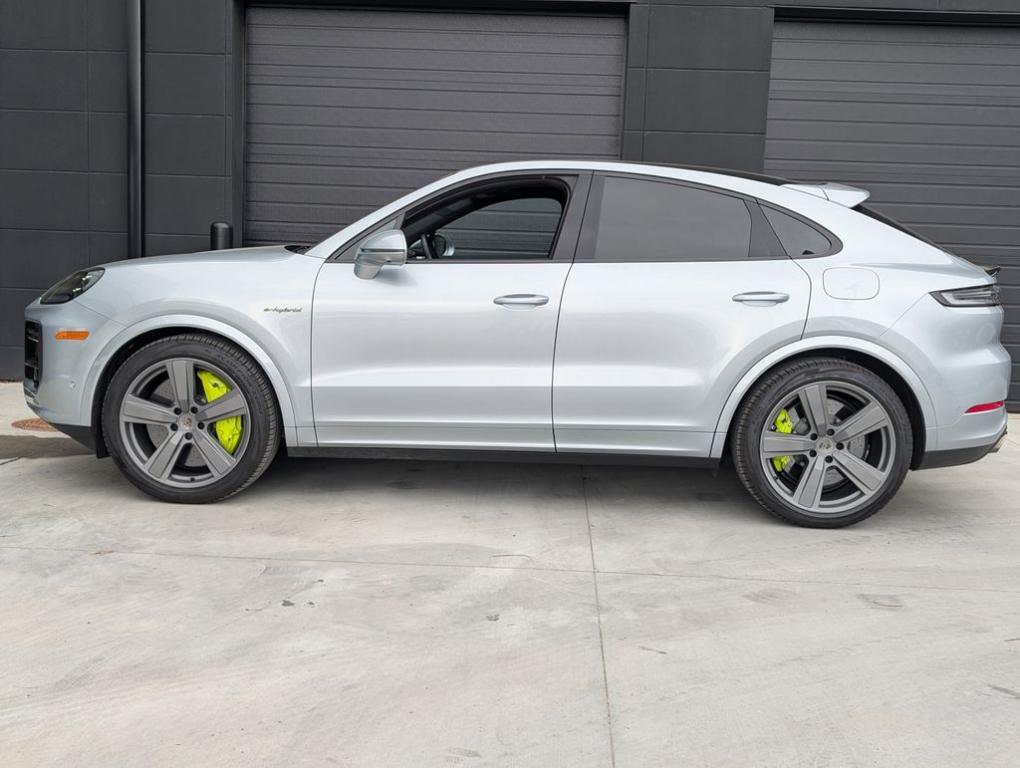used 2025 Porsche Cayenne car, priced at $171,900