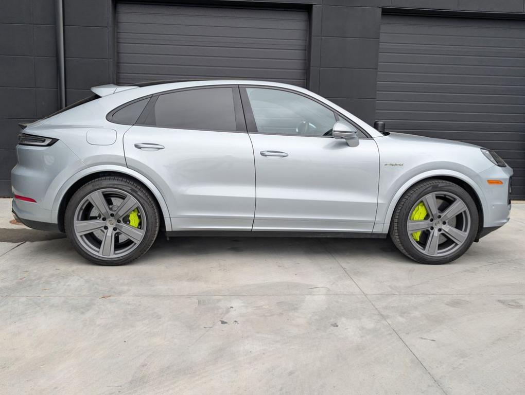 used 2025 Porsche Cayenne car, priced at $171,900