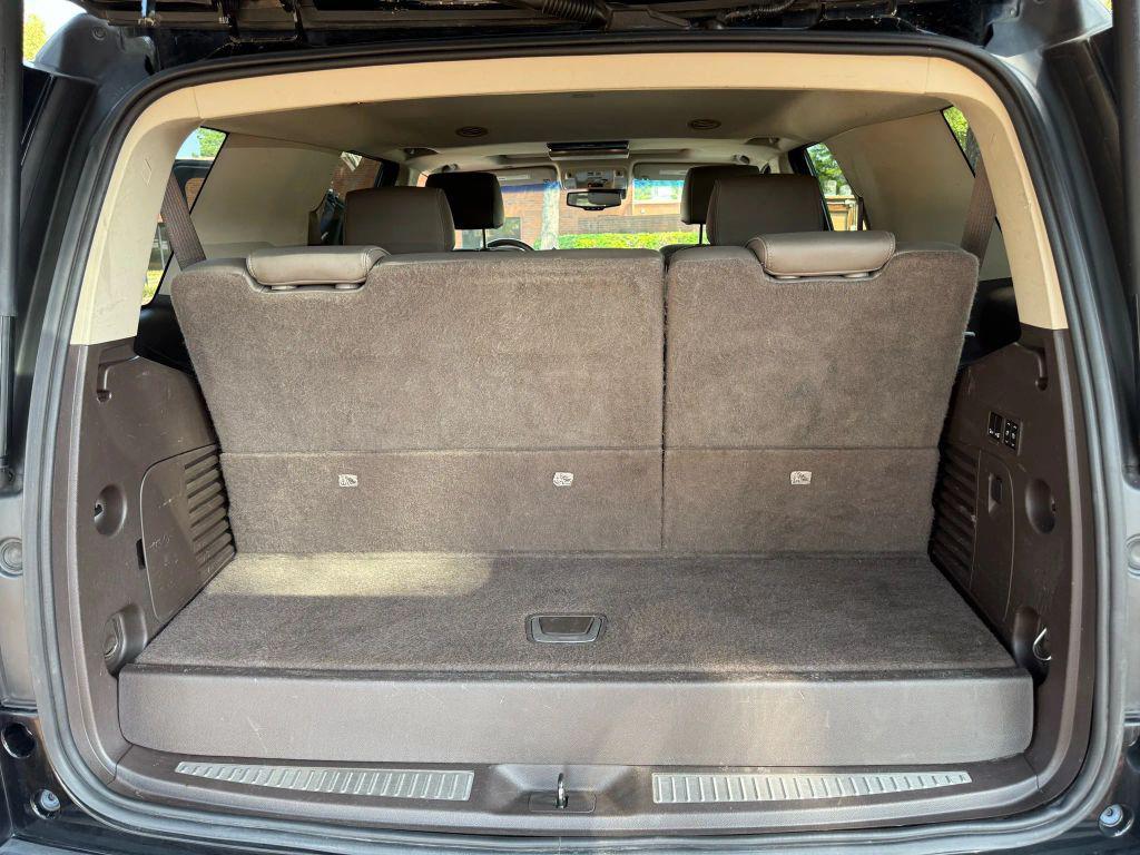 used 2015 GMC Yukon car, priced at $27,595