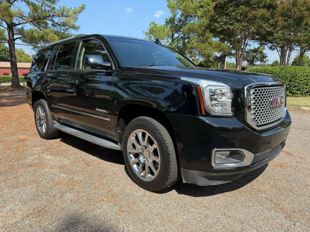 used 2015 GMC Yukon car, priced at $27,595