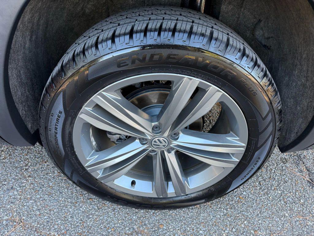 used 2019 Volkswagen Atlas car, priced at $17,995