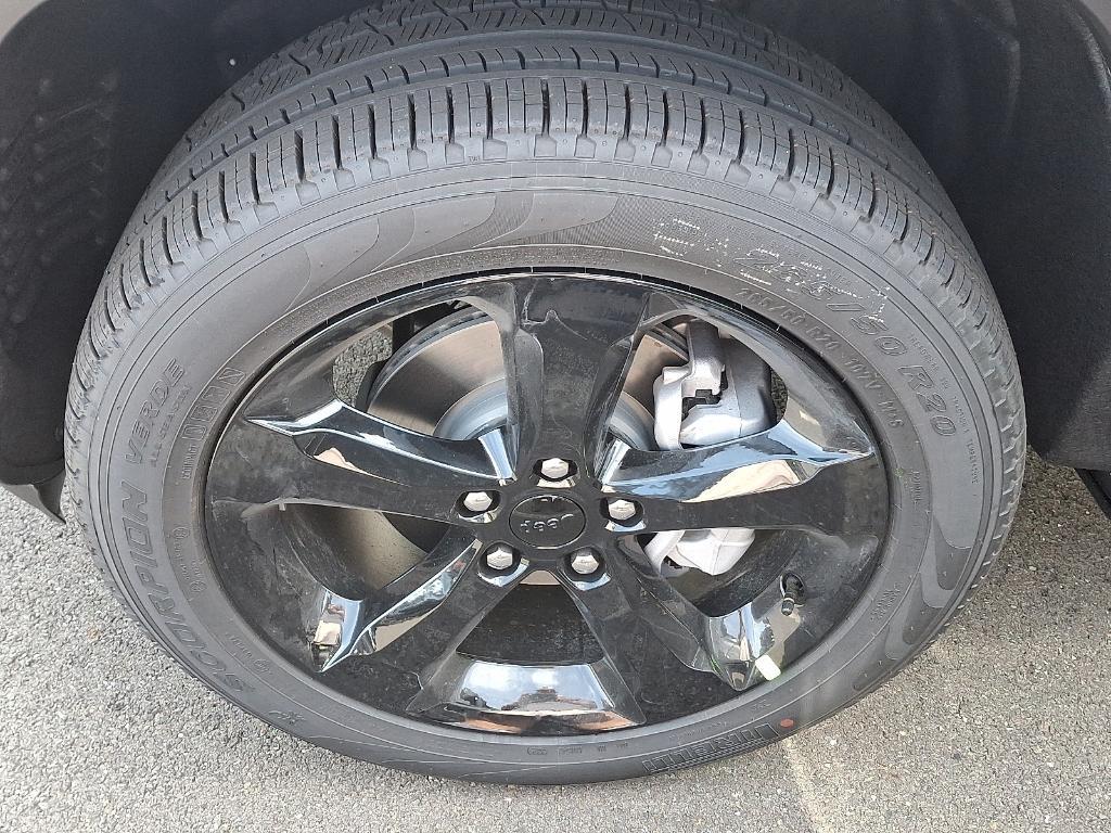 new 2025 Jeep Grand Cherokee car, priced at $44,251