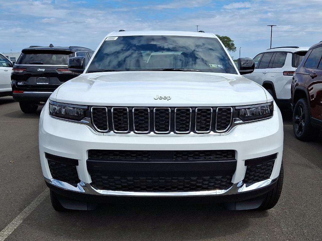 new 2025 Jeep Grand Cherokee L car, priced at $36,341
