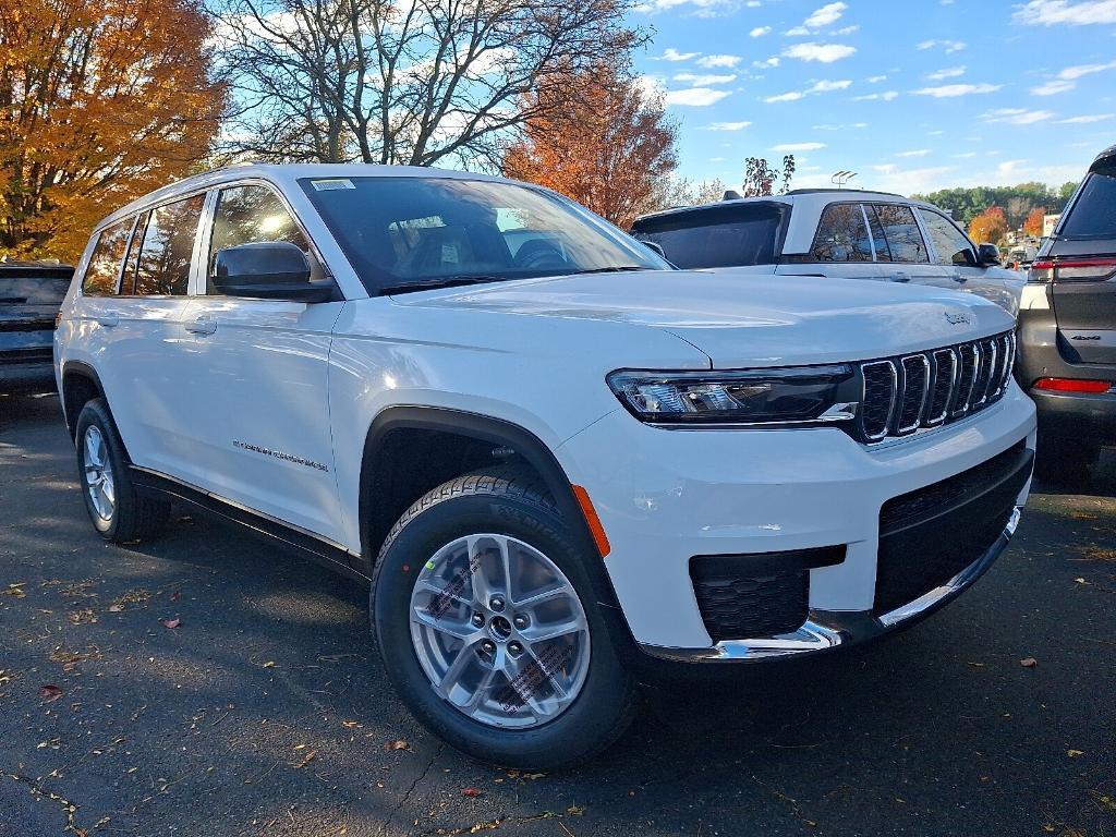 new 2025 Jeep Grand Cherokee L car, priced at $42,300