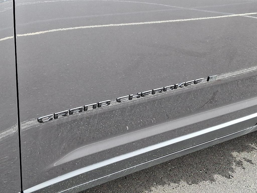 new 2025 Jeep Grand Cherokee L car, priced at $51,821