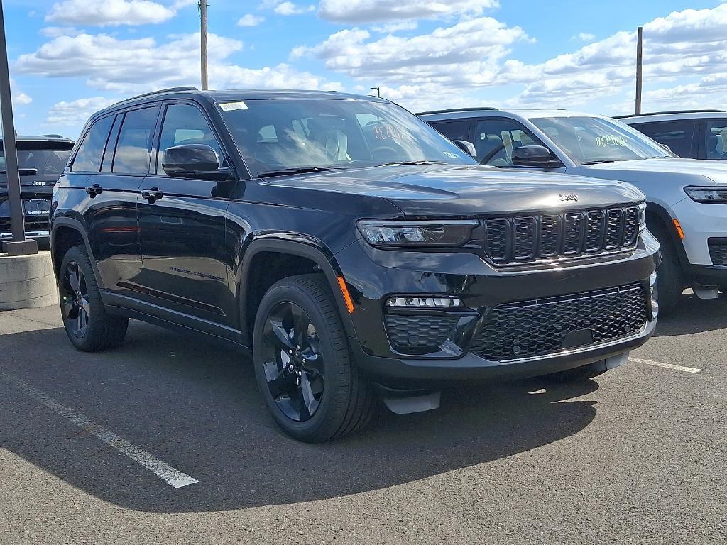 new 2025 Jeep Grand Cherokee car, priced at $49,771