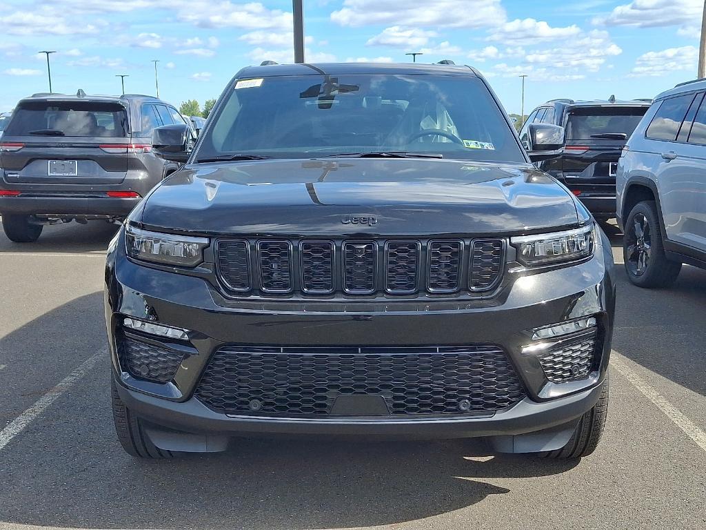 new 2025 Jeep Grand Cherokee car, priced at $49,771
