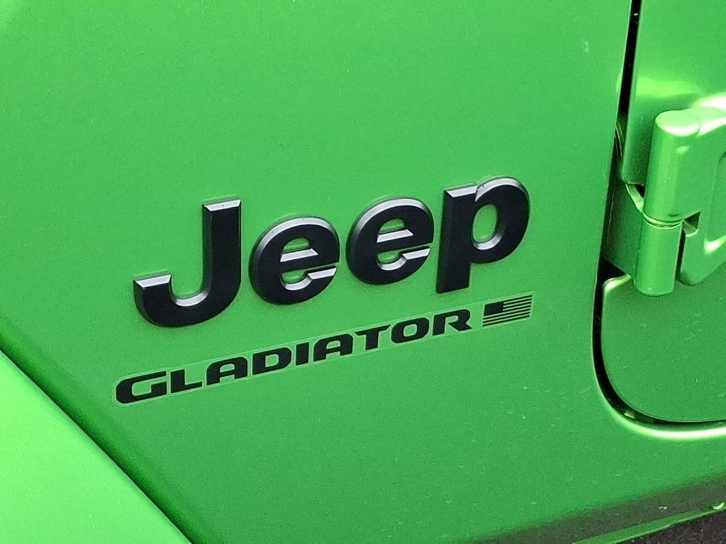 new 2026 Jeep Gladiator car, priced at $50,006