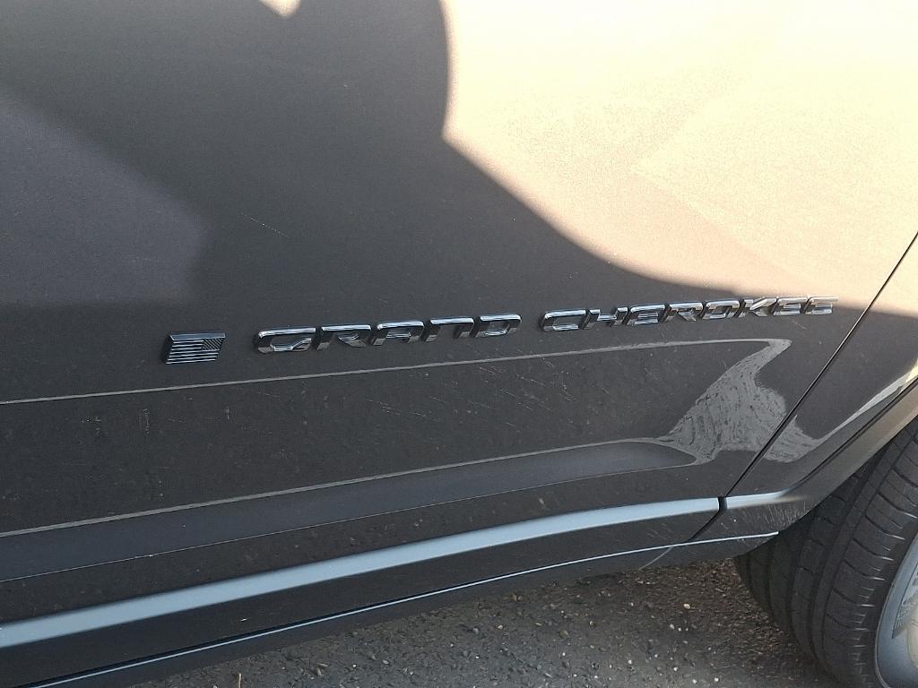 new 2025 Jeep Grand Cherokee L car, priced at $45,705