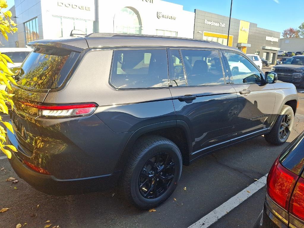 new 2025 Jeep Grand Cherokee L car, priced at $45,705