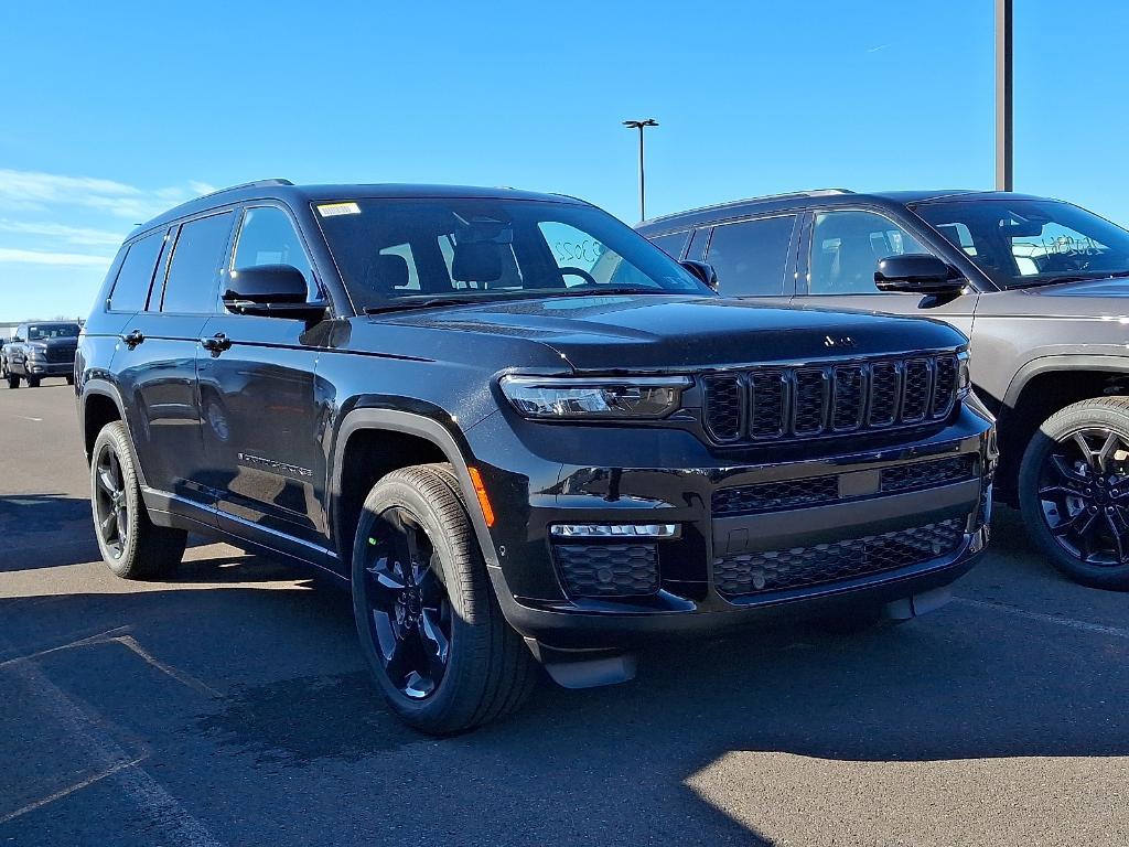 new 2025 Jeep Grand Cherokee L car, priced at $51,821